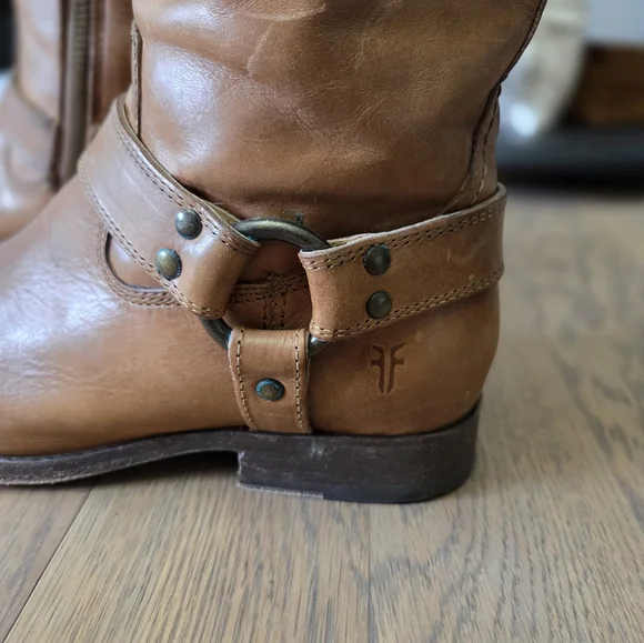 Frye Brown Heeled Boots Leather Elegance - Picture 6 of 12